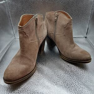 Lucky Brand Tan Suede Western Style Ankle Boots Woman's Size 5.5